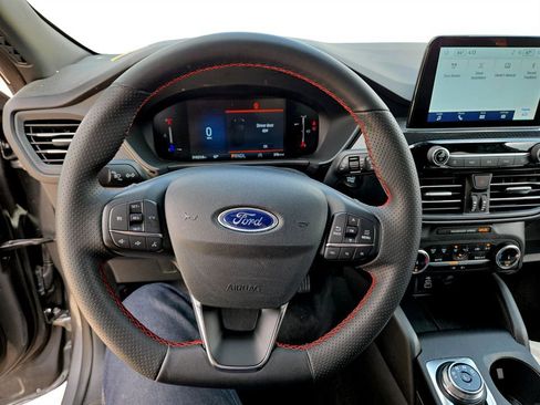 Used 2025 Ford Escape ST-Line AWD/4WD image 14