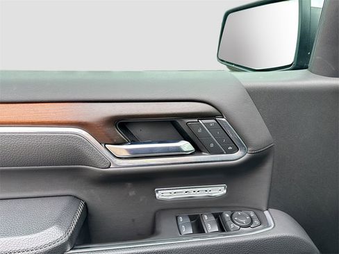 Used 2025 GMC Sierra 1500 Denali w/ Denali Reserve Package image 9
