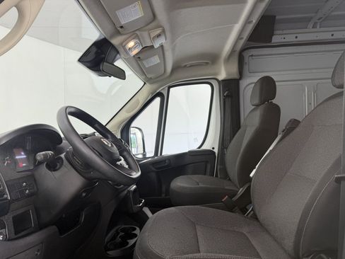 Used 2023 RAM ProMaster 2500 FWD image 15