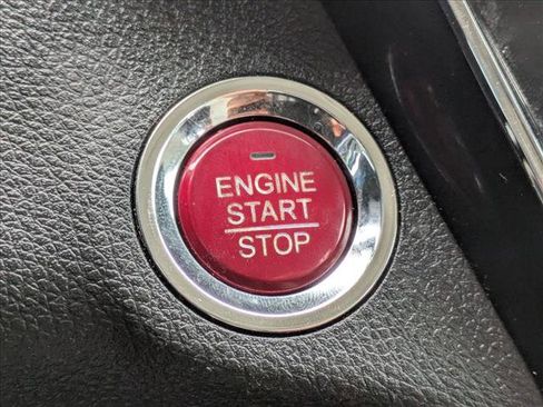 Used 2017 Honda HR-V EX-L image 12