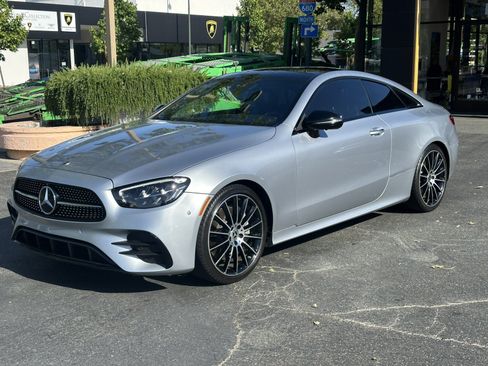 Used 2022 Mercedes-Benz E 450 Coupe image 3