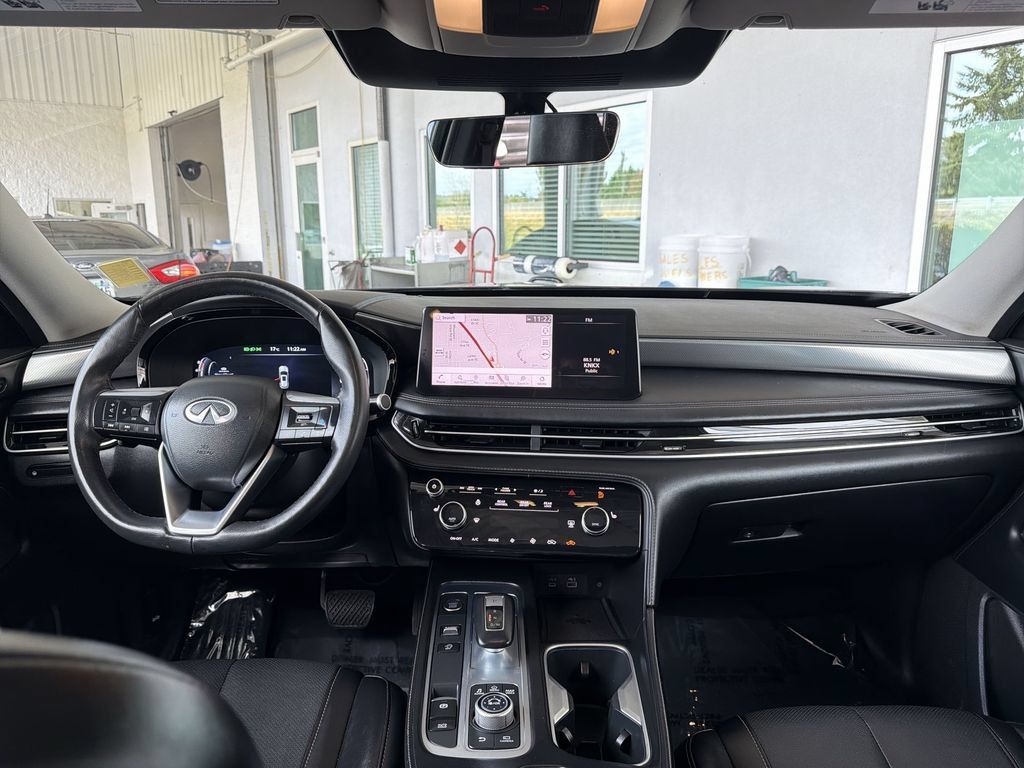 Used 2025 INFINITI QX60 Luxe AWD/4WD image 22