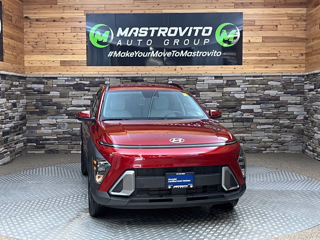 Used 2024 Hyundai Kona SEL w/ Convenience Package AWD/4WD image 5