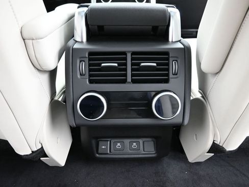 New 2025 Land Rover Discovery S AWD/4WD image 18