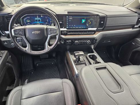 Used 2022 Chevrolet Silverado 1500 RST w/ RST All Star Premium Package AWD/4WD image 18