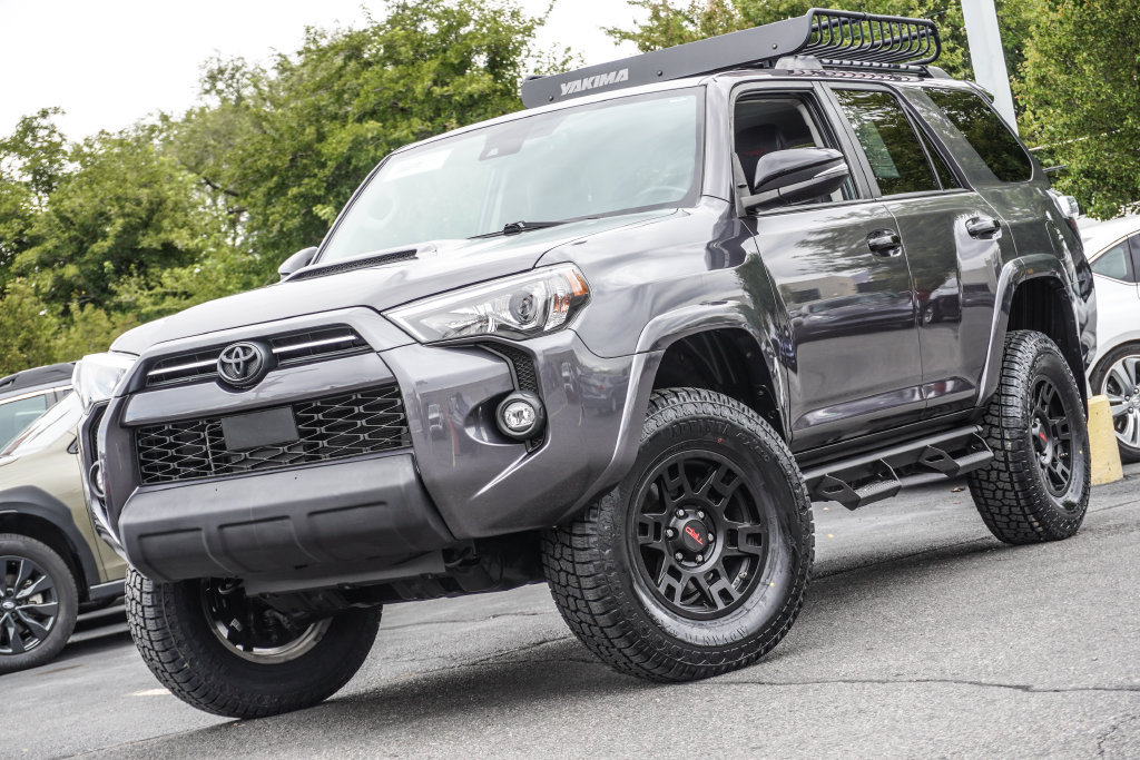 Used 2021 Toyota 4Runner Venture w/ Moonroof Package AWD/4WD image 20
