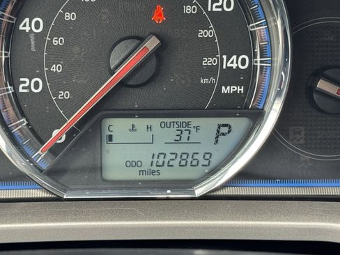 Used 2014 Toyota RAV4 Limited image 20