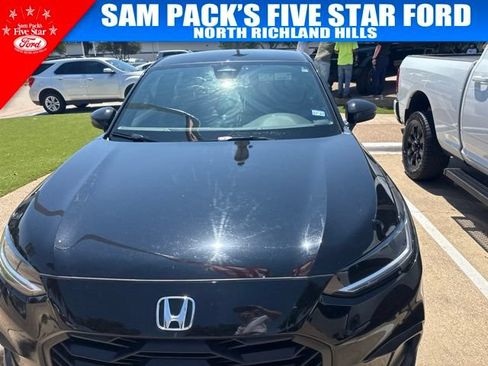 Used 2026 Honda HR-V Sport image 2