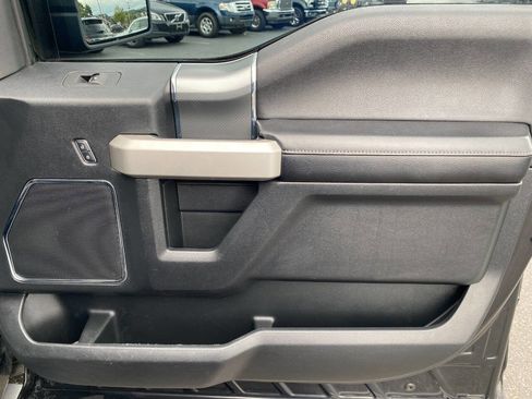 Used 2015 Ford F150 Lariat AWD/4WD image 32
