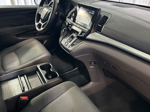 Used 2019 Honda Odyssey EX image 19