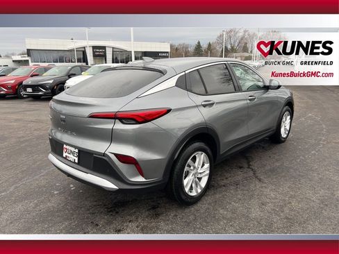 New 2026 Buick Envista Preferred image 5