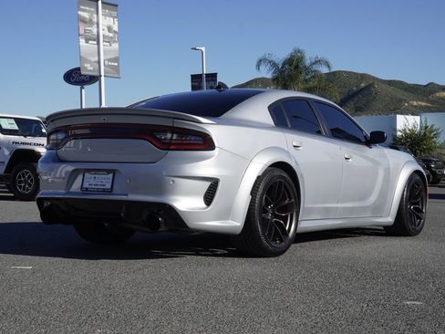 Used 2023 Dodge Charger SRT Hellcat w/ Harman/Kardon Audio Group image 4