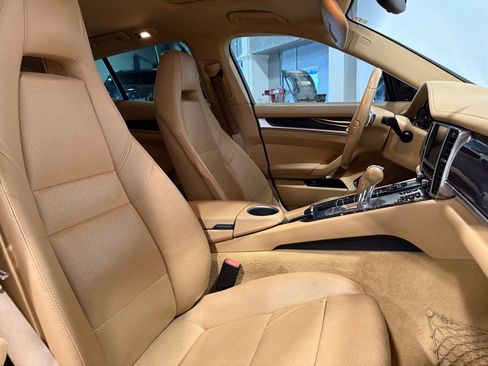 Used 2014 Porsche Panamera image 26