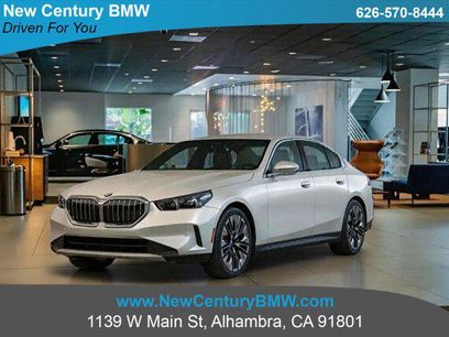 New 2026 BMW 540i xDrive w/ Premium Package