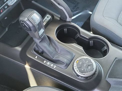 Certified 2023 Ford Bronco Outer Banks w/ Sasquatch Package AWD/4WD image 15