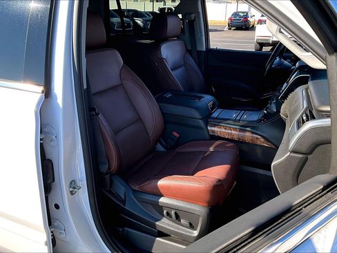 Used 2019 Chevrolet Tahoe Premier w/ Premier Plus Edition image 11