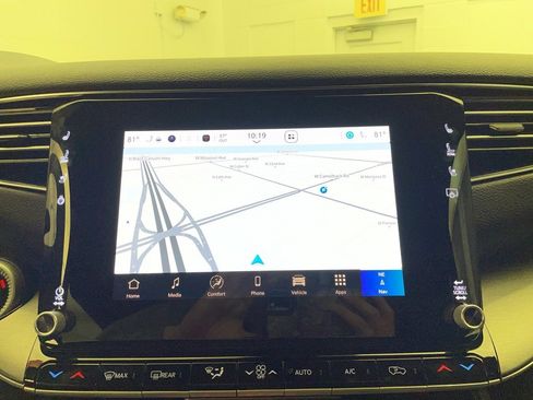 New 2025 Jeep Wagoneer 4WD image 16