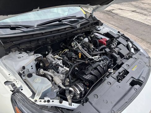 Used 2025 Nissan Altima 2.5 SV FWD image 27