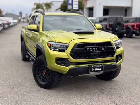 Used 2022 Toyota Tacoma TRD Pro AWD/4WD image 2