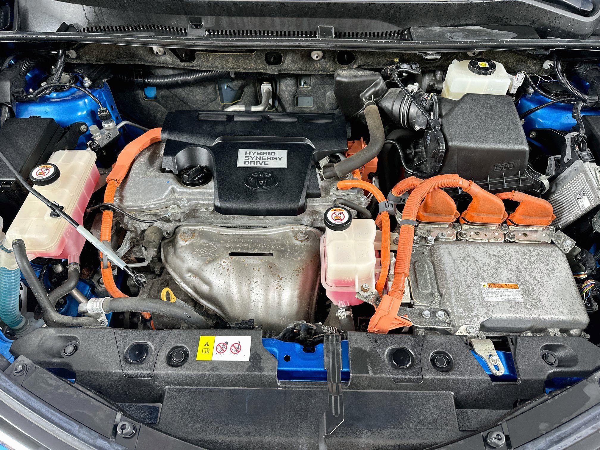 Used 2018 Toyota RAV4 XLE AWD/4WD image 28