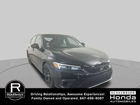 Used 2023 Honda Civic Sport image 3