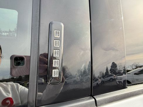 Used 2022 Ford F250 Lariat w/ Lariat Value Package image 48