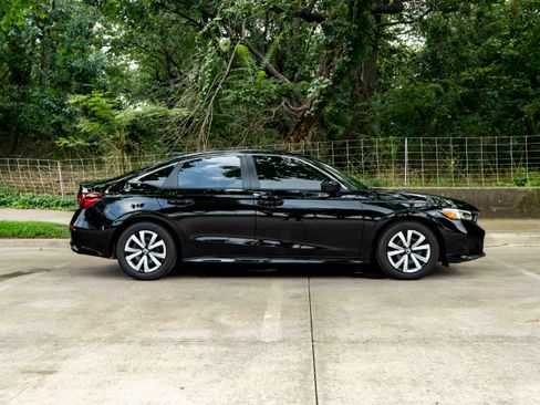 Used 2026 Honda Civic LX image 10