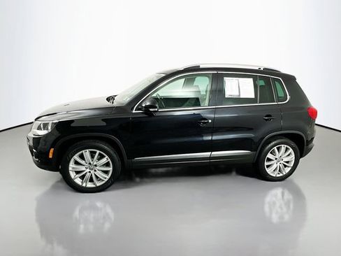 Used 2013 Volkswagen Tiguan SE image 4