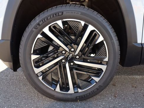 New 2026 Chevrolet Equinox RS w/ Convenience Package III image 25