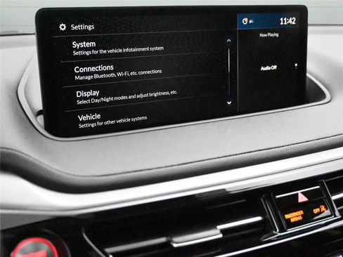 Certified 2023 Acura MDX SH-AWD image 4