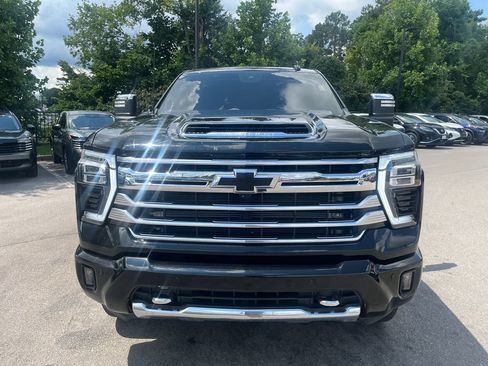 Used 2024 Chevrolet Silverado 2500 High Country w/ High Country Premium Package AWD/4WD image 38