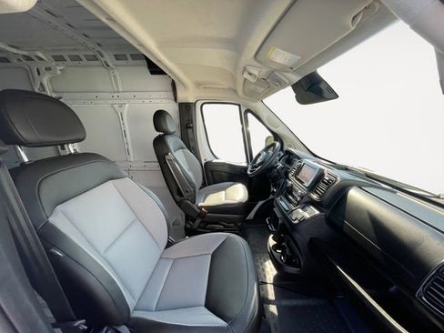 Used 2026 RAM ProMaster 2500 w/ Convenience Group FWD image 14