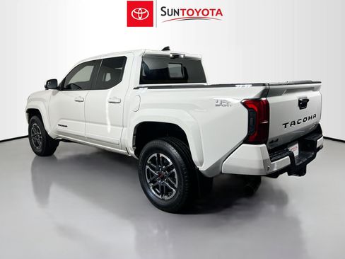 Used 2024 Toyota Tacoma TRD Sport w/ TRD Sport Premium Package image 6