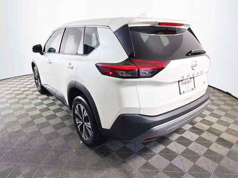 Certified 2023 Nissan Rogue SV FWD image 6