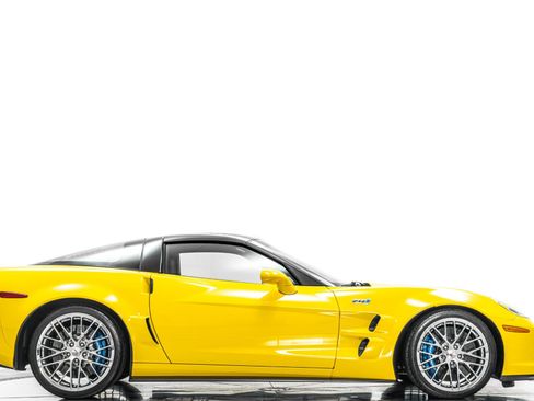 Used 2010 Chevrolet Corvette ZR1 w/ Preferred Equipment Group RWD image 2