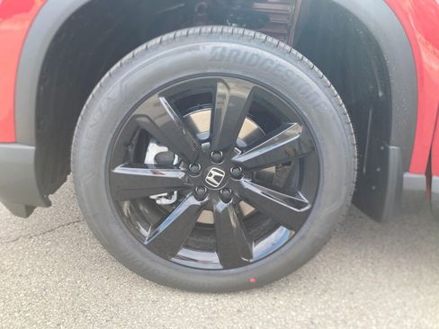 New 2025 Honda Pilot Black Edition image 10