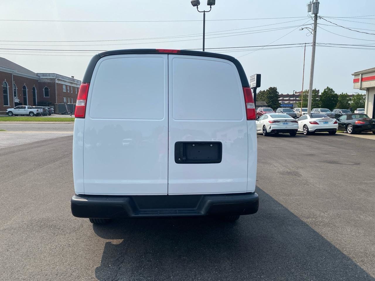 Used 2020 Chevrolet Express 2500 w/ Driver Convenience Package RWD image 9
