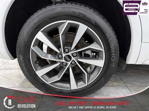 Used 2024 Audi Q5 2.0T Premium Plus AWD/4WD image 11