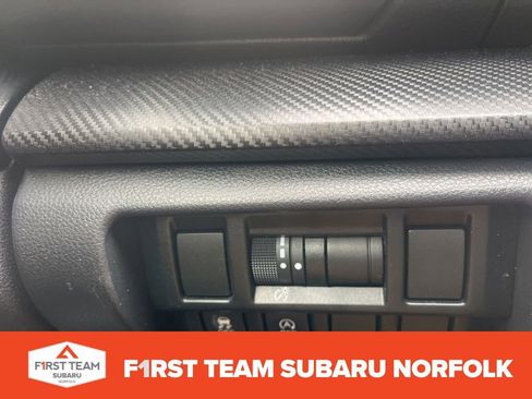 Used 2020 Subaru Crosstrek 2.0i Premium image 21