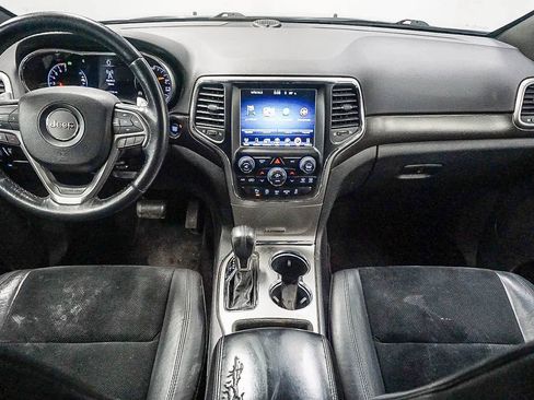 Used 2017 Jeep Grand Cherokee Altitude image 12