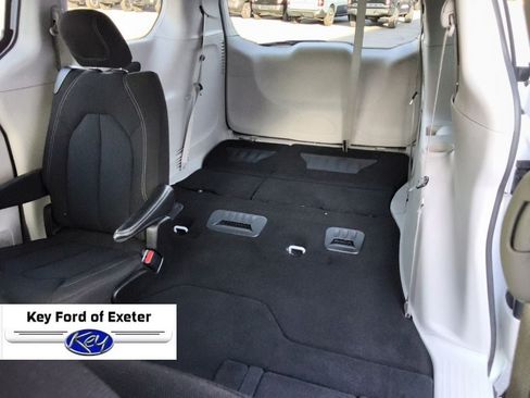 Used 2023 Chrysler Voyager LX FWD image 30