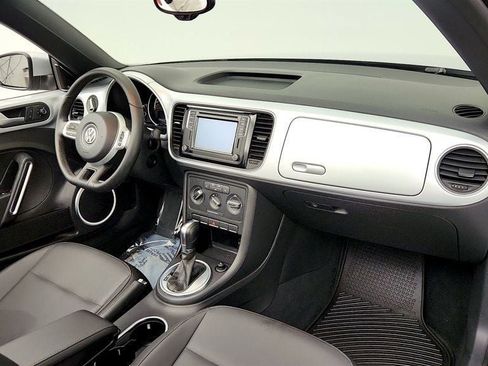 Used 2016 Volkswagen Beetle 1.8T FWD image 25