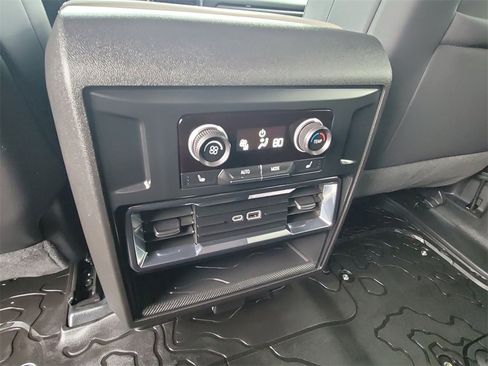 Used 2026 GMC Hummer EV SUV image 20