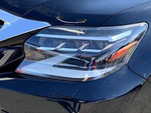 Used 2021 Lexus GX 460 Premium w/ Premium Package image 28