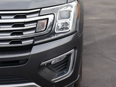 Used 2018 Ford Expedition Max Limited w/ Equipment Group 301A image 12