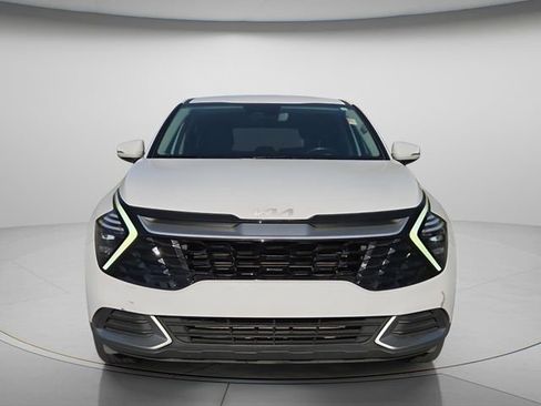 Used 2024 Kia Sportage EX image 4