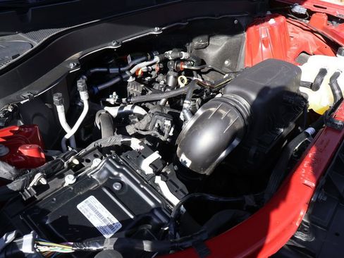 Used 2023 Ford Explorer XLT image 13