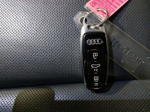 Used 2023 Audi Q7 2.0T Premium Plus w/ Premium Plus Package image 38