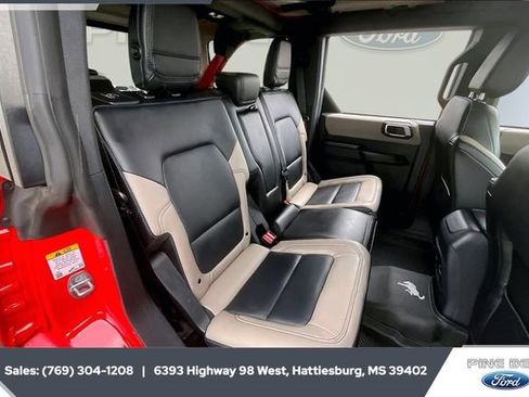 Used 2024 Ford Bronco Wildtrak image 20