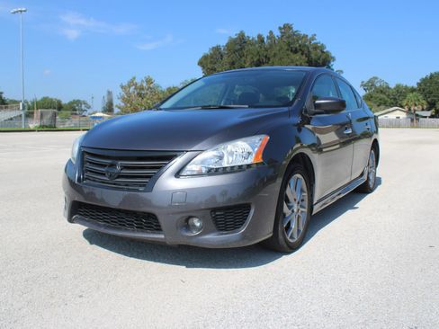 Used 2013 Nissan Sentra SR FWD image 3